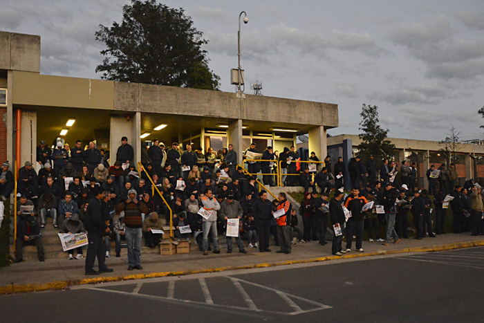 Metalúrgicosda Volvo aprovam greve geral no dia 30